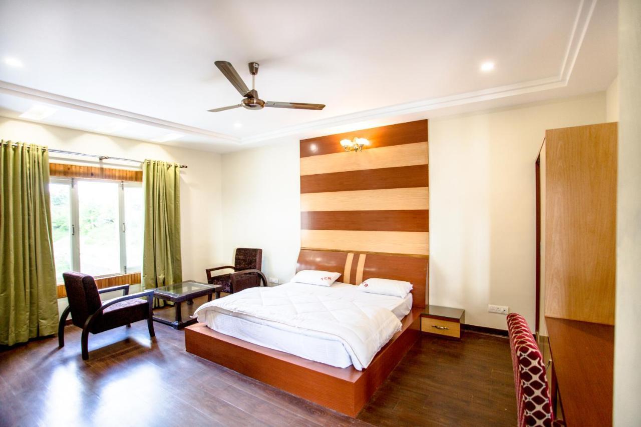 Tehri Club And Resort Chamba  Экстерьер фото