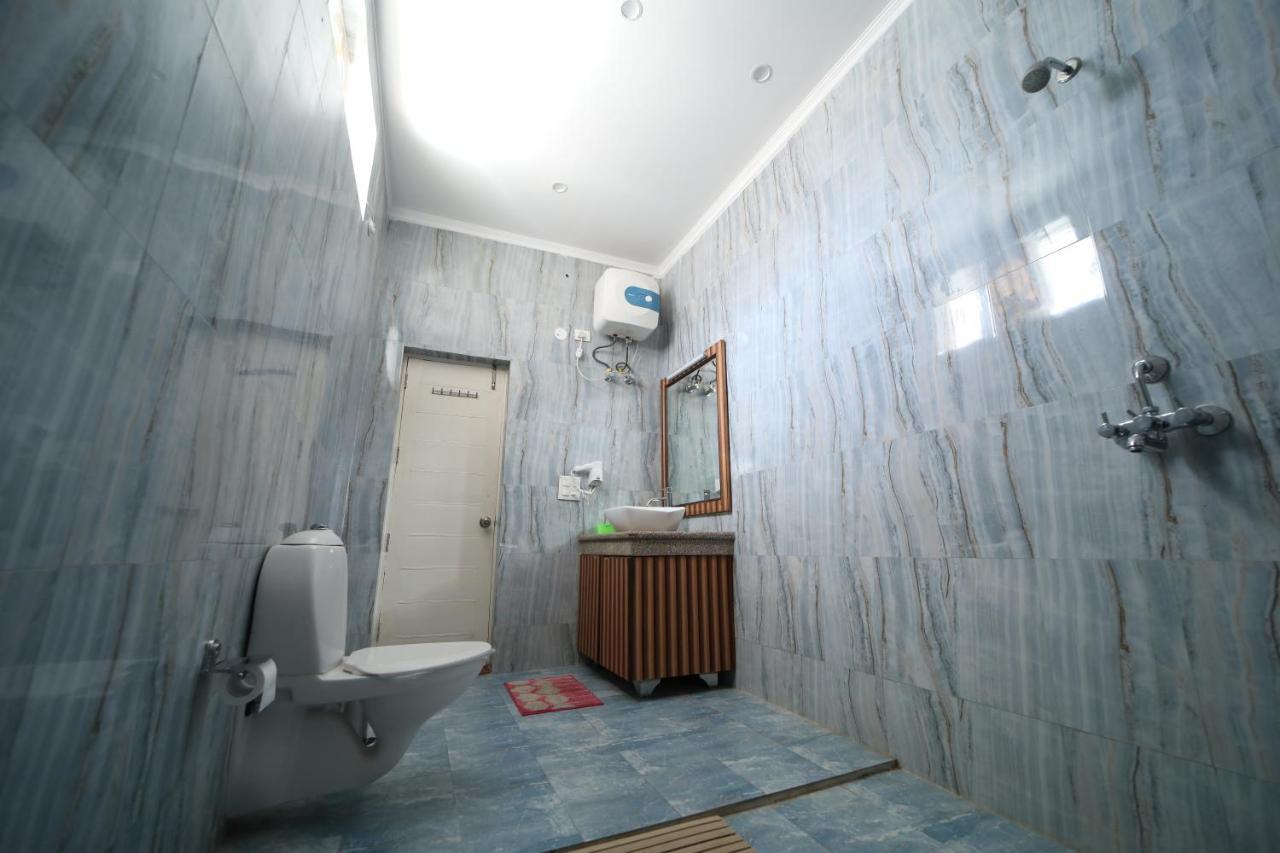 Tehri Club And Resort Chamba  Экстерьер фото